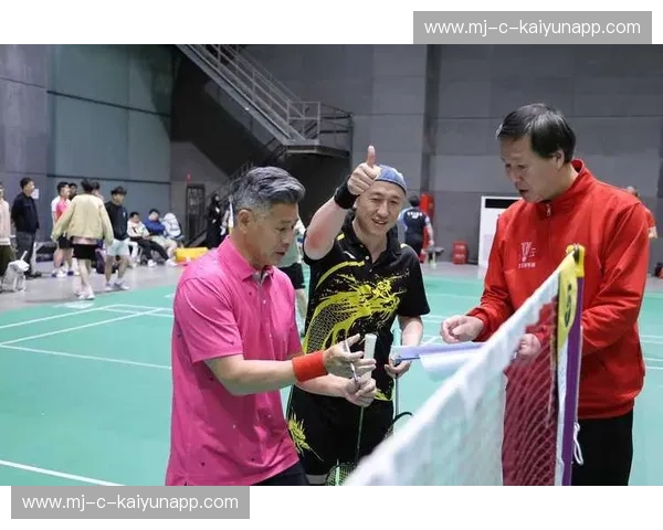 羽毛球裁判判罚：在边线之外的信任与竞技之美